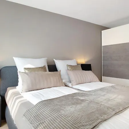 Roemerpark Bergblick דירה *